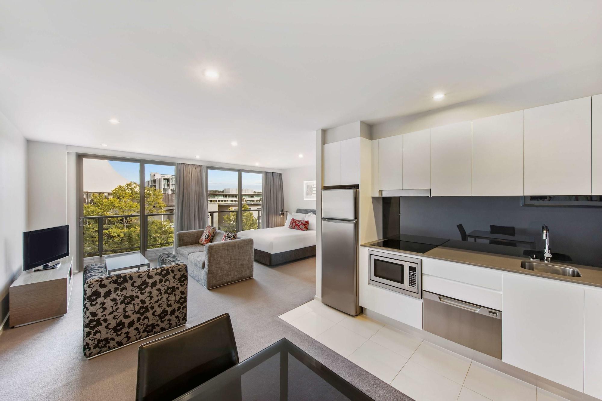 Adina Serviced Apartments Canberra Dickson Exterior photo